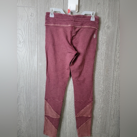Free People Movement Stylish Heathered red Patchwork Leggings - Picture 4 of 4